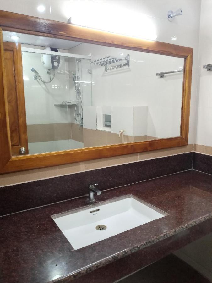 Hotel Chembiyan Pudukkottai Bagian luar foto